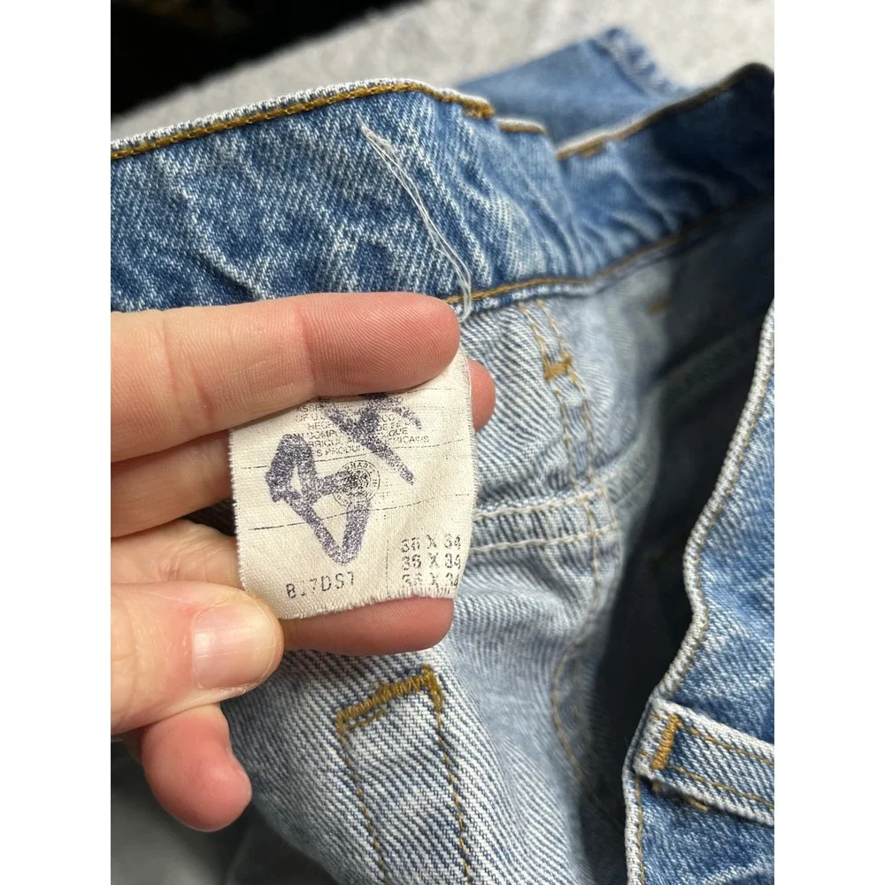 Carhartt Mens Denim Jeans Light Wash Straight Fit Workwear Size 32x32 vintage - Picture 5 of 8